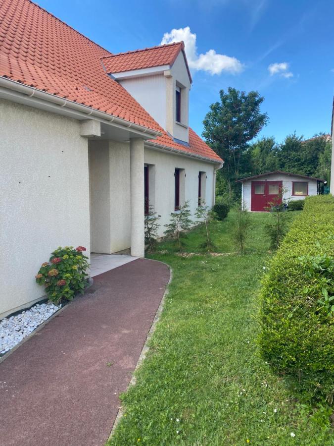 Aux Charmes 1 Bed & Breakfast Isques Luaran gambar